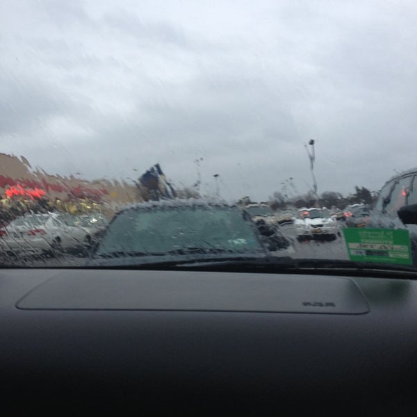 Gateway Plaza Shopping Mall in Patchogue