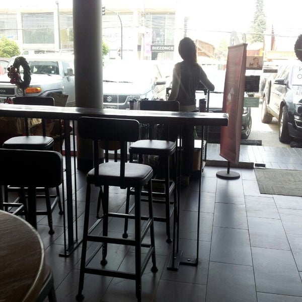 11/19/2013 tarihinde Andrés Francisco S.ziyaretçi tarafından Starbucks'de çekilen fotoğraf