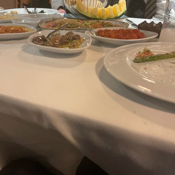 Foto diambil di Sardina Balık Restaurant oleh Kürşat B. pada 3/17/2021