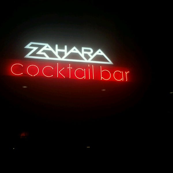 Foto diambil di Zahara Cocktailbar oleh Dani G. pada 3/9/2013