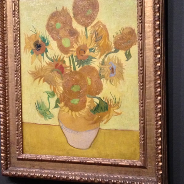 6/17/2013 tarihinde Paulette B.ziyaretçi tarafından Van Gogh Museum'de çekilen fotoğraf