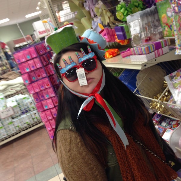 Christmas Tree Shops - Gift Shop