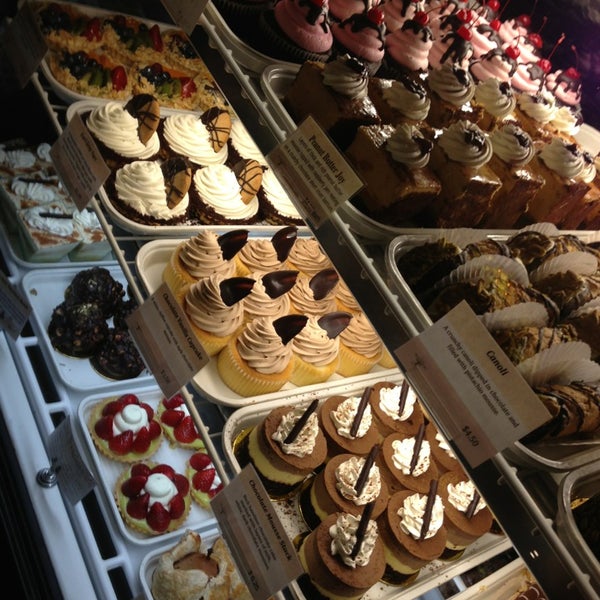 1/18/2013にRachid K.がHeaven Sent Dessertsで撮った写真