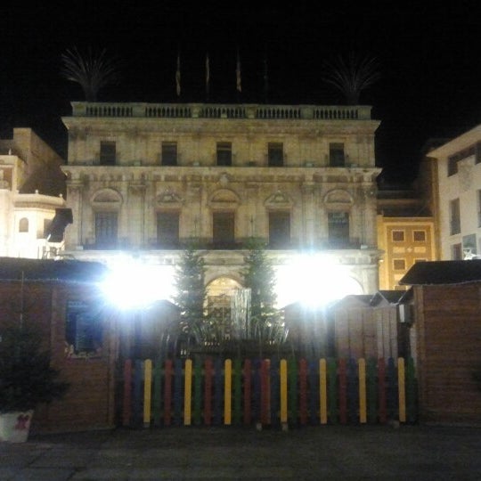 Das Foto wurde bei Ayuntamiento de Castellón von Samuel S. am 12/7/2012 aufgenommen