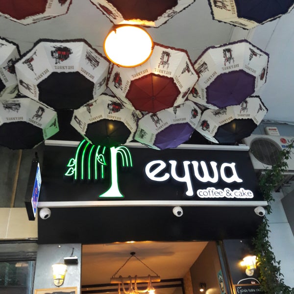 6/19/2018 tarihinde kulenin r.ziyaretçi tarafından Eywa Coffee &amp; Cake'de çekilen fotoğraf
