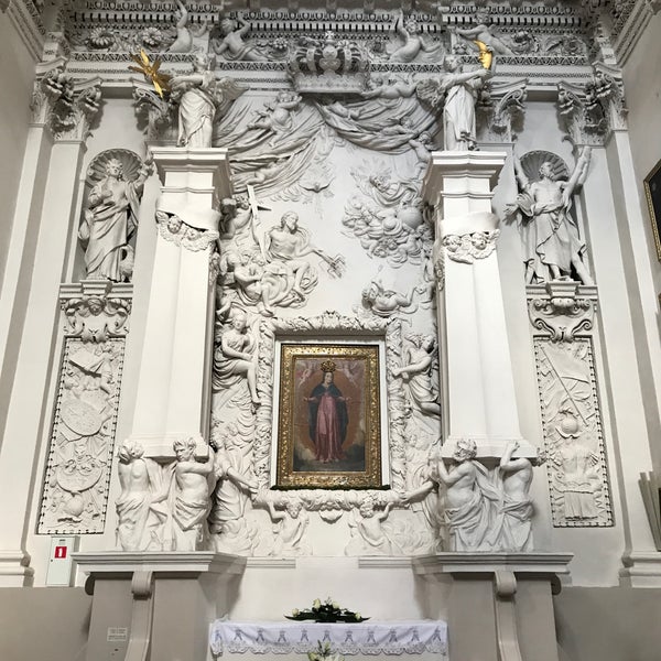 Photo taken at Šventų apaštalų Petro Ir Povilo Bažnyčia | Church of St Peter and St Paul by Gennady on 7/6/2017