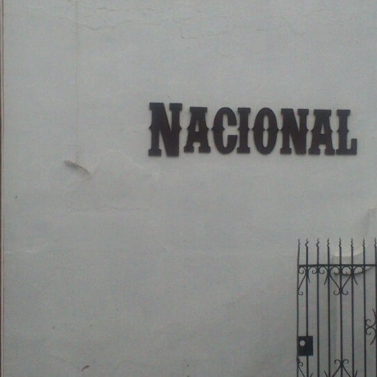 รูปภาพถ่ายที่ Nacional โดย Luis G. เมื่อ 11/13/2013