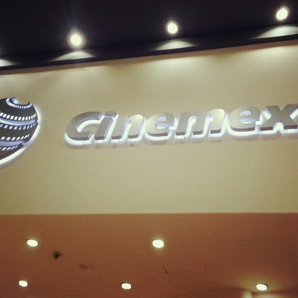 Fotos en Cinemex BLVD. ALFREDO DEL MAZO NO. 705,