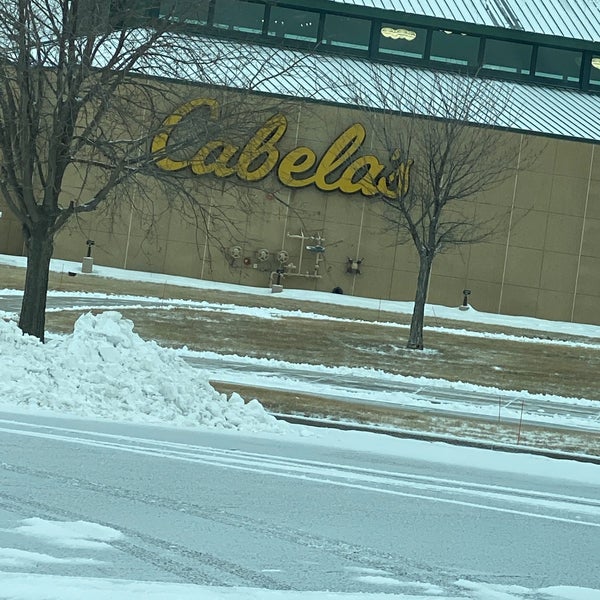 Cabela's Sporting Goods Retail