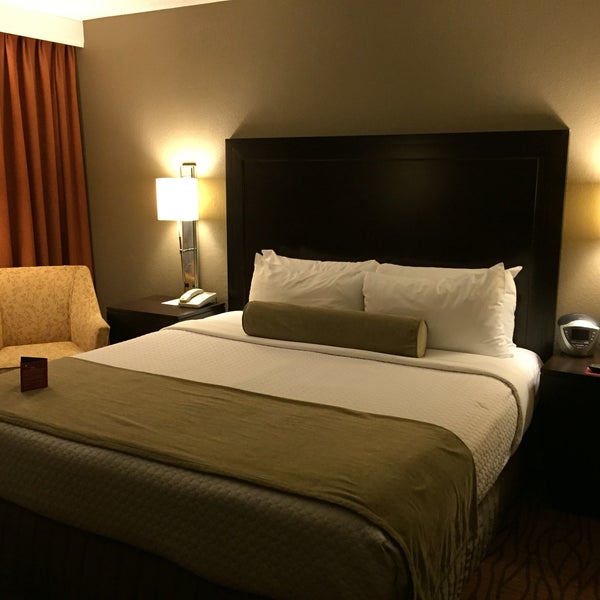 Photos at Crowne Plaza Miami International Airport 950 NW 42nd Avenue