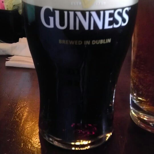 Photo taken at Mo&#39;s Irish Pub by Jeff B. on 4/13/2013