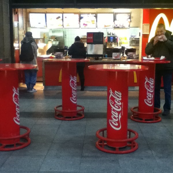 Mcdonald S Hauptbahnhof Wiesbaden Hessen