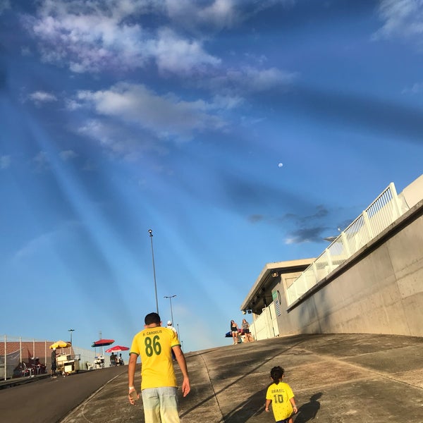 6/24/2018 tarihinde Regiane G.ziyaretçi tarafından Arena da Amazônia'de çekilen fotoğraf