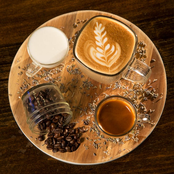 Foto tirada no(a) Makers &amp; Finders Coffee por Makers &amp; Finders Coffee em 5/16/2017