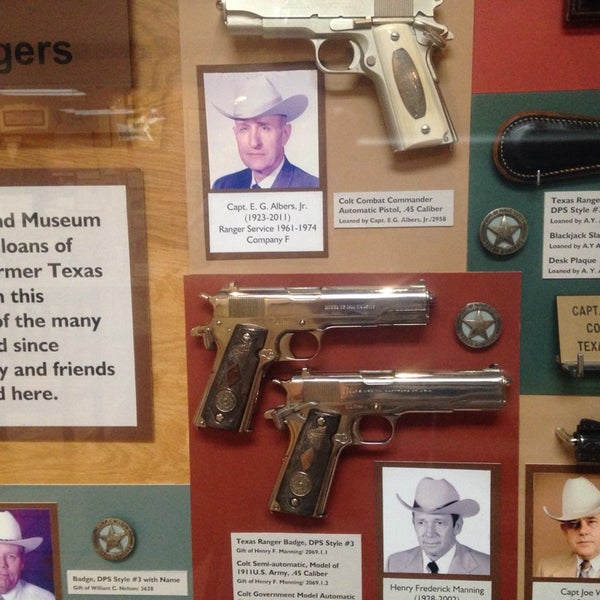 Das Foto wurde bei Texas Ranger Hall of Fame and Museum von Leah V. am 5/9/2014 aufgenommen