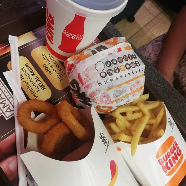 Foto tomada en Burger King  por Semra el 8/26/2021