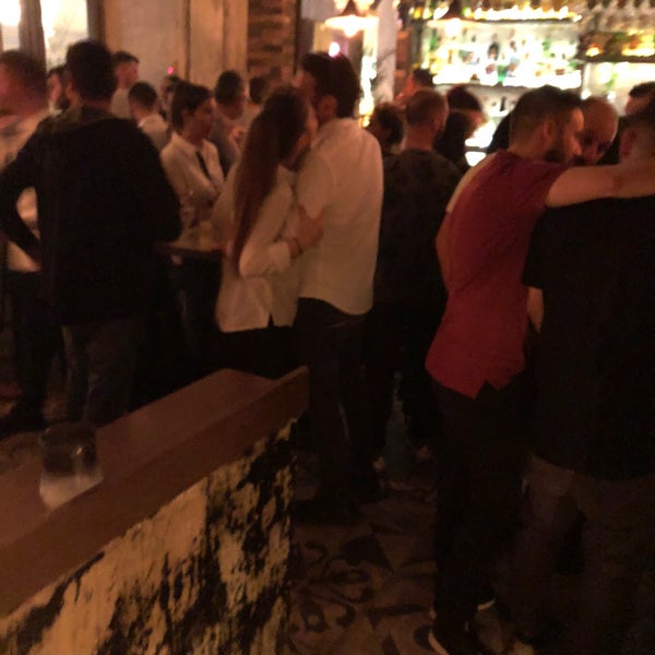 10/7/2018에 Tendy 🎧🏠 X.님이 Kuko&#39;s The Bar에서 찍은 사진