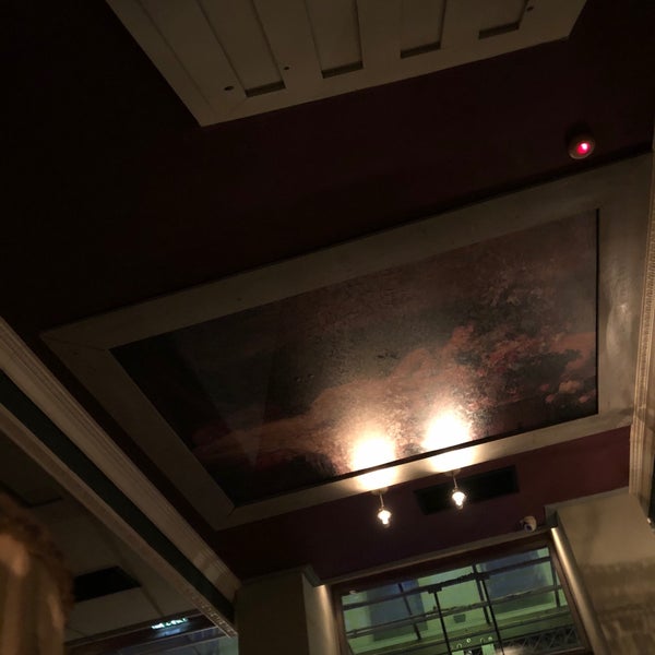 11/8/2018에 Tendy 🎧🏠 X.님이 Kuko&#39;s The Bar에서 찍은 사진