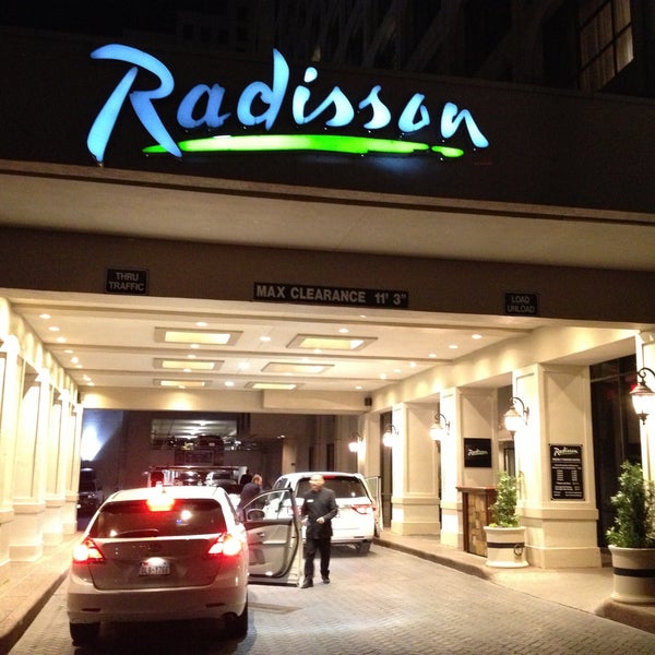 Foto tirada no(a) Radisson Hotel &amp; Suites Austin Downtown por Jorge S. em 4/20/2013