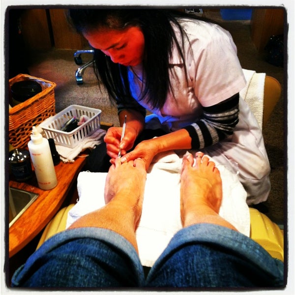 Upscale Nails Mountain Island 3 tips