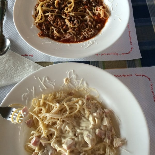 La Taverna Str Gării Nr 57