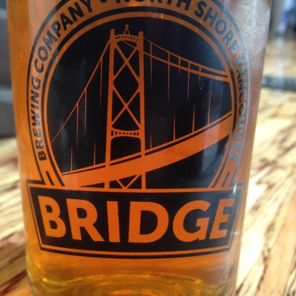 รูปภาพถ่ายที่ Bridge Brewing Company โดย Joseph M. เมื่อ 2/15/2013