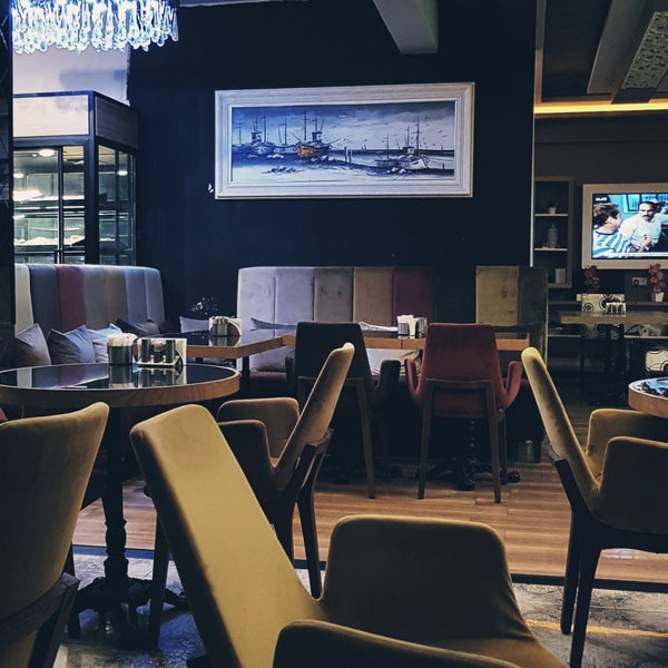 Photo taken at Livago Pasta Cafe &amp; Restaurant by Şule Ö. on 11/9/2017