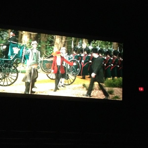 Pine Tree Mall Cinema Marinette Wi