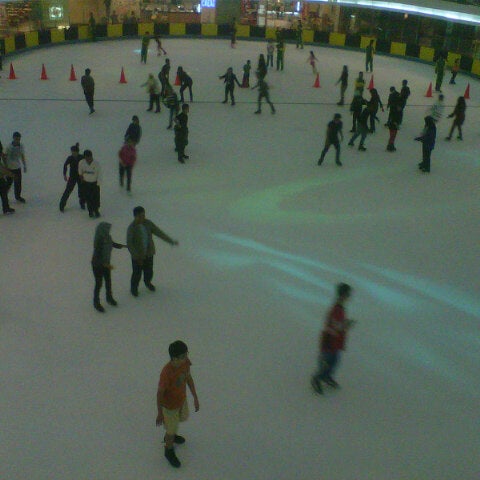Sky Rink Ice Skating Grogol Petamburan 130 Tips From