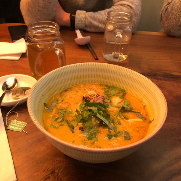 1/6/2019 tarihinde Megan Y.ziyaretçi tarafından Mi Noodle Bar'de çekilen fotoğraf