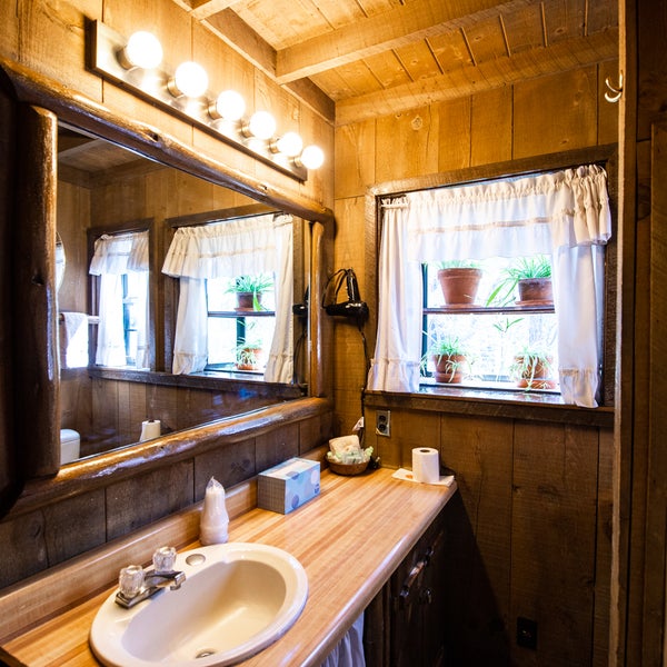 Photos At Bear Creek Motel Cabins 4 Tips