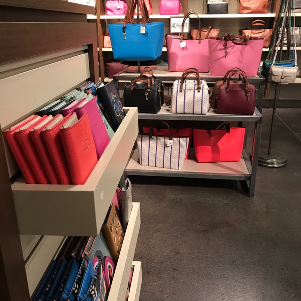 Fossil Outlet - 261055 Cross Iron Blvd 