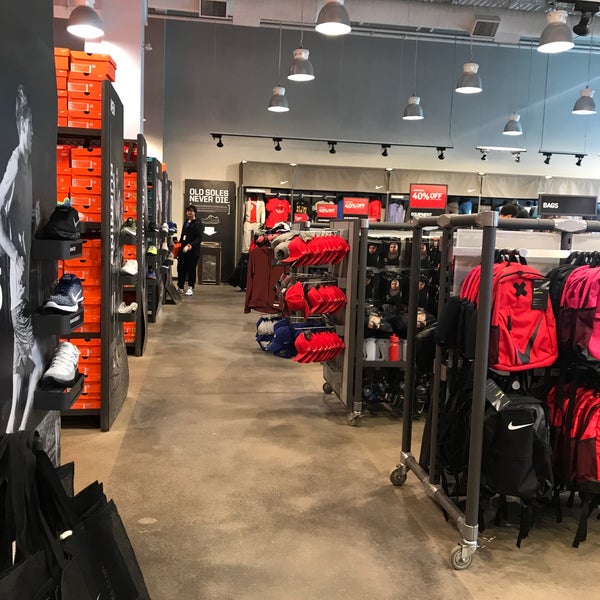 Nike Factory Store - South Edmonton 