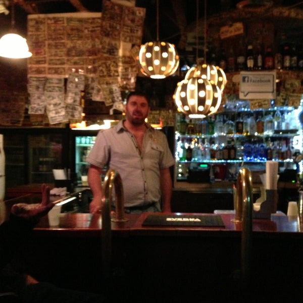 Photo prise au Chuck&#39;s Bar par Barry L. le3/24/2013