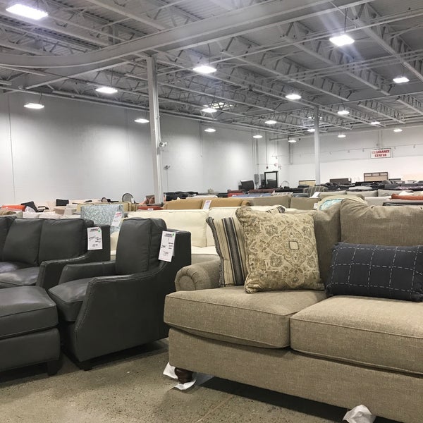 Gorman furniture clearance center deals
