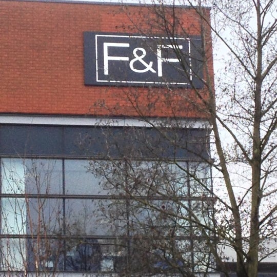 Tesco, 5 Falcon Way Welwyn Garden City, Hertfordshire