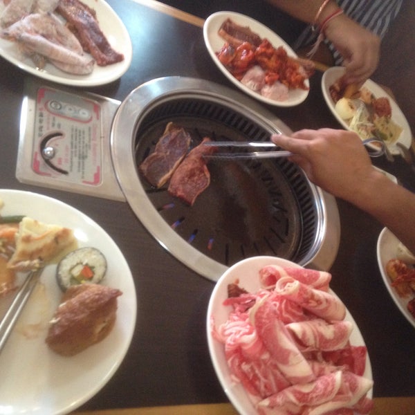 Dae Jang Geum Korean BBQ 대장금 Restaurante coreano de barbacoa