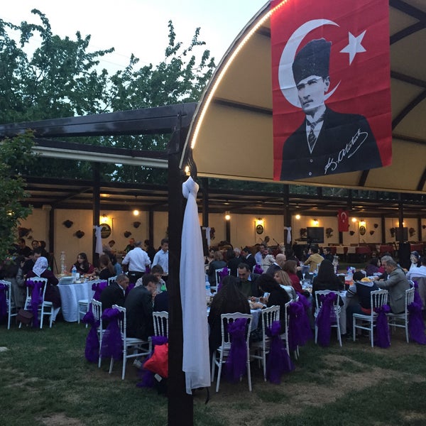 5/21/2017에 Murat A.님이 Markabahçe Et &amp; Mangal Kahvaltı에서 찍은 사진