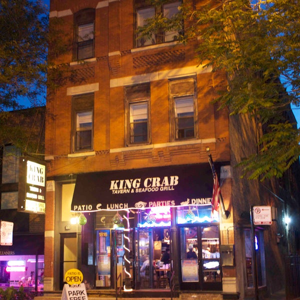 Foto scattata a King Crab Tavern &amp; Seafood Grill da King Crab Tavern &amp; Seafood Grill il 7/25/2013