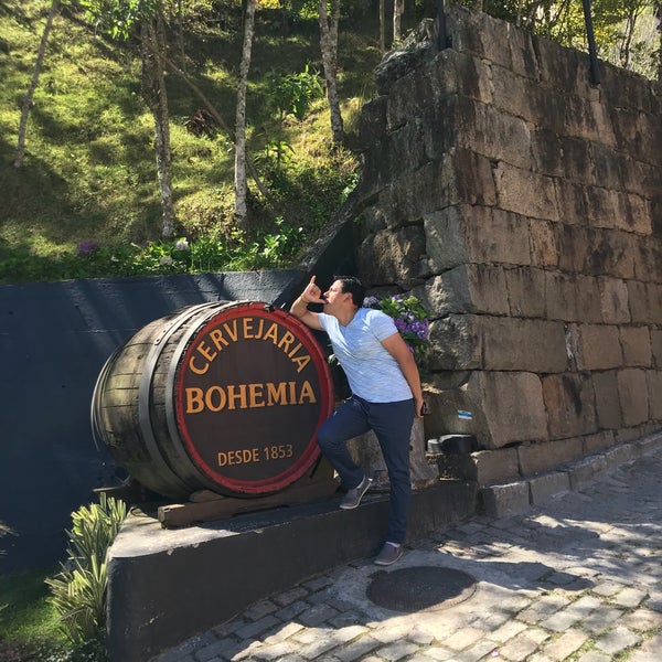 Foto tirada no(a) Cervejaria Bohemia por Ernesto M. em 11/12/2017