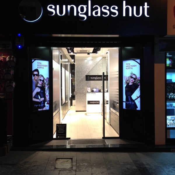 Photos at Sunglass Hut Beşiktaş 