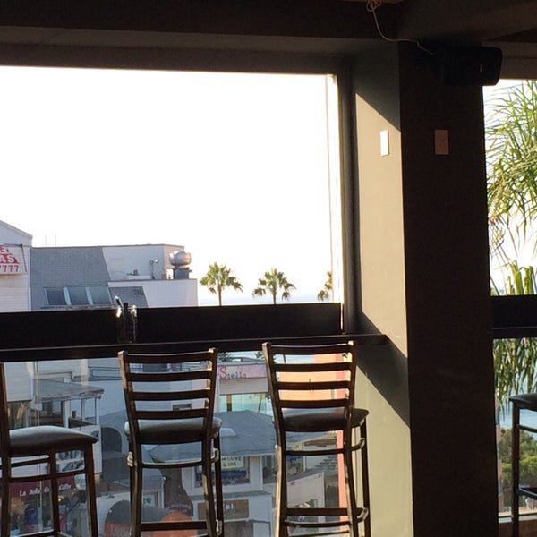 Photo taken at The Rooftop La Jolla by Danyah on 8/11/2014