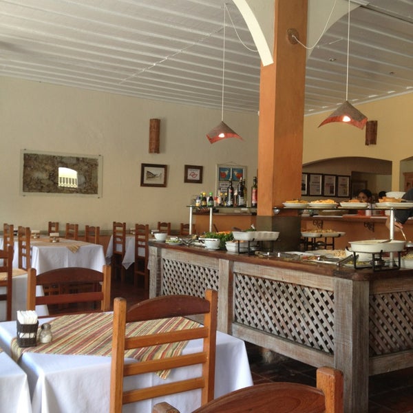 Das Foto wurde bei Atobá Restaurante von Fernanda am 5/25/2013 aufgenommen