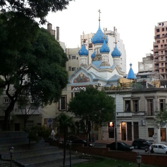 รูปภาพถ่ายที่ Catedral Ortodoxa Rusa de la Santísima Trinidad โดย Marcelo A. เมื่อ 2/15/2013