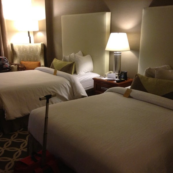 12/24/2012 tarihinde Hazzel D.ziyaretçi tarafından Hilton Garden Inn'de çekilen fotoğraf