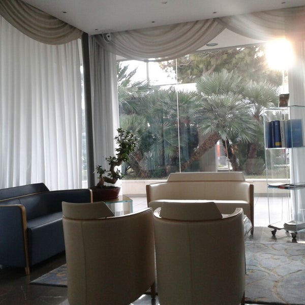 Das Foto wurde bei Hotel Club House von Алина М. am 11/25/2013 aufgenommen