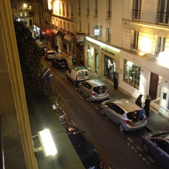Снимок сделан в Grand Hotel Saint Michel пользователем Renata A. 12/6/2012