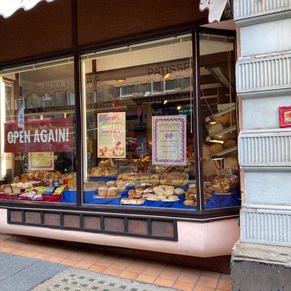 clarks bakery dundee