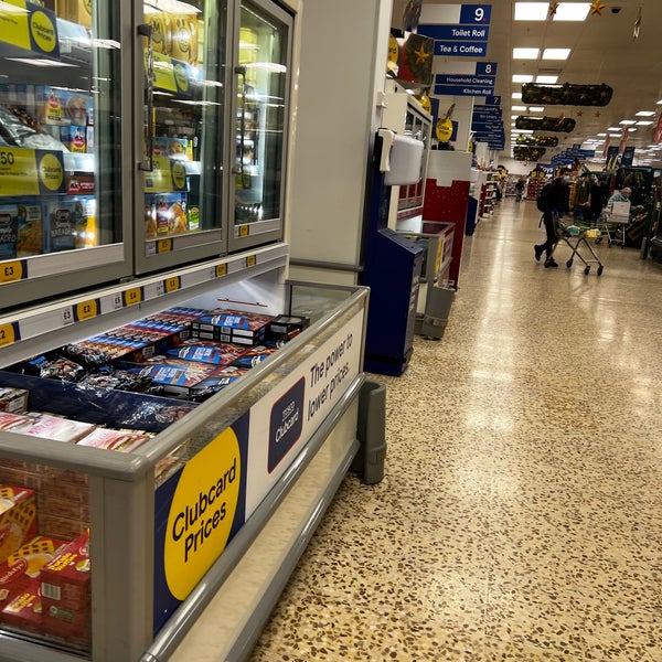 Tesco Extra Dundee'de Süpermarket