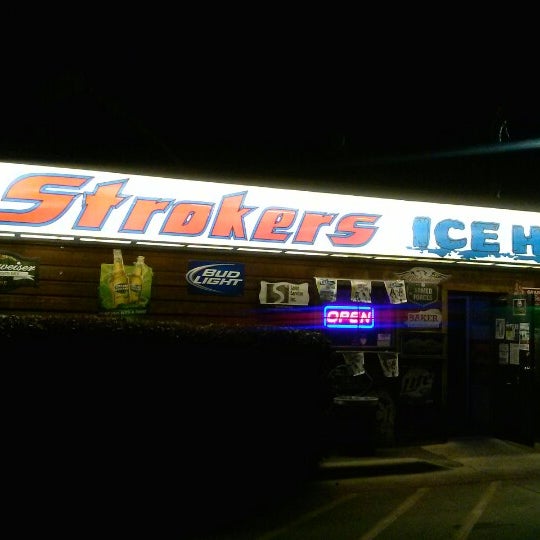 Photo taken at Strokers Ice House by Lance B. on 2/5/2013